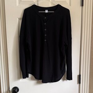 Old Navy BlackHenley Top